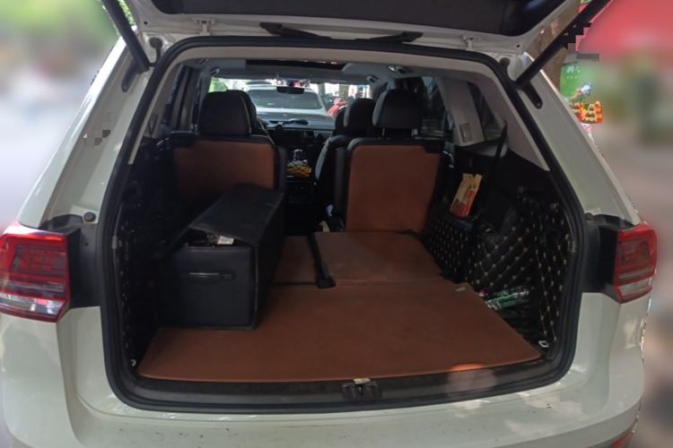 Used Volkswagen Teramont 2017 380TSI Four-Wheel Drive Luxury Edition Trunk