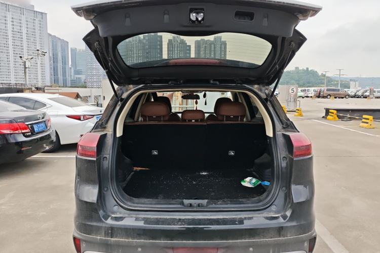 Used Geely Auto Emgrand X7 Sport 2021 1.8TD DCT Two-Wheel Drive Asian Games Edition Trunk