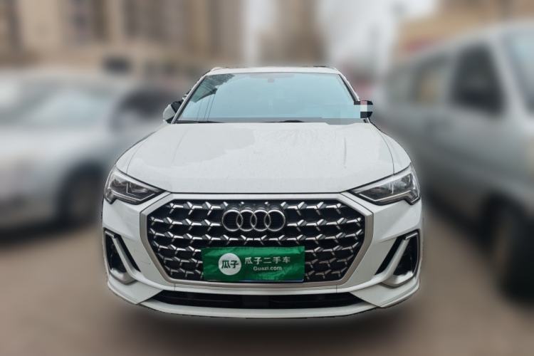 Used Audi Q3 2024 40 TFSI Fashion Dynamic Model