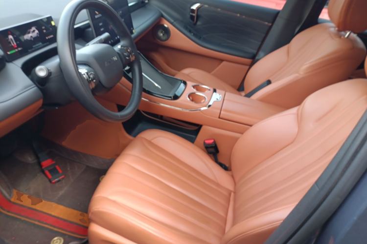 Used AION V 2024 Aion Tyrannosaurus 650 Smart Premium Edition
