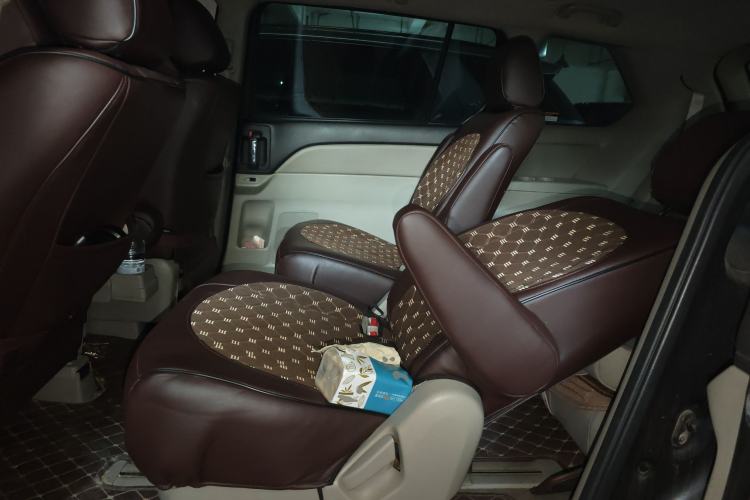 Used Mazda 8 2011 2.3L Deluxe Edition Left Rear Seat