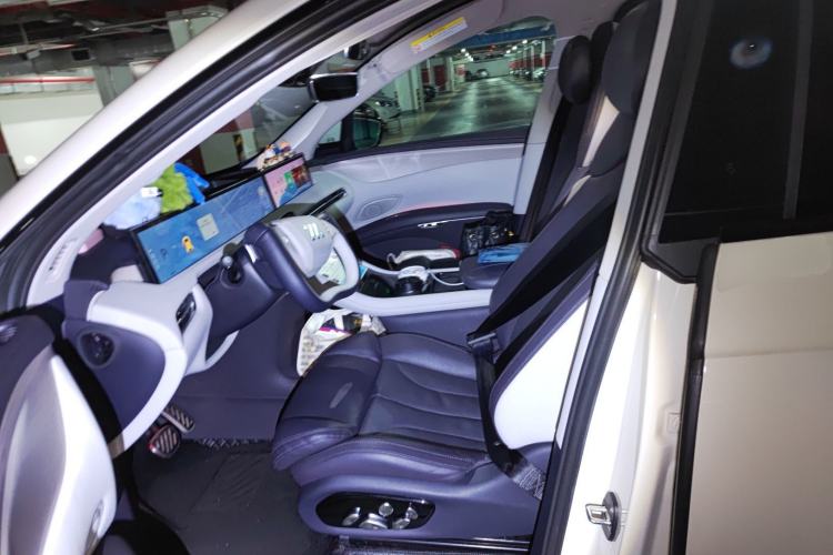 Used IM LS7 2023 90 kWh Elite Rear-Drive Version