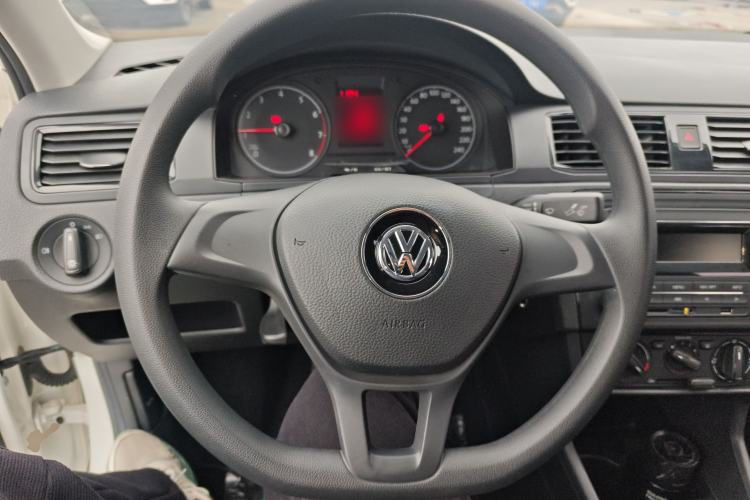 Used Volkswagen Santana 2019 1.5L Manual Fashion Edition China VI Standard Steering Wheel