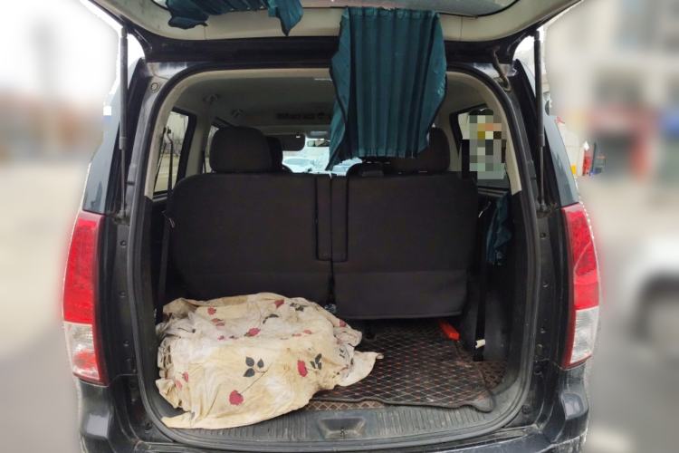 Used FORTHING Lingzhi PLUS 2021 2.0L Manual Comfort Model CNG 7-Seater
