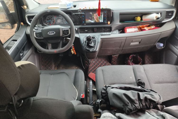 Used Ford Transit 2023 2.0T Diesel Manual Multifunction Commercial Vehicle Short Wheelbase Low Roof 5/6 Seats Steering Wheel