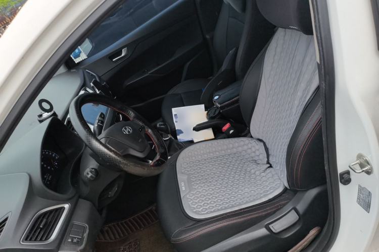 Used Hyundai Verna (older generation) 2017 1.4L Manual Huancai Edition China V Standard
