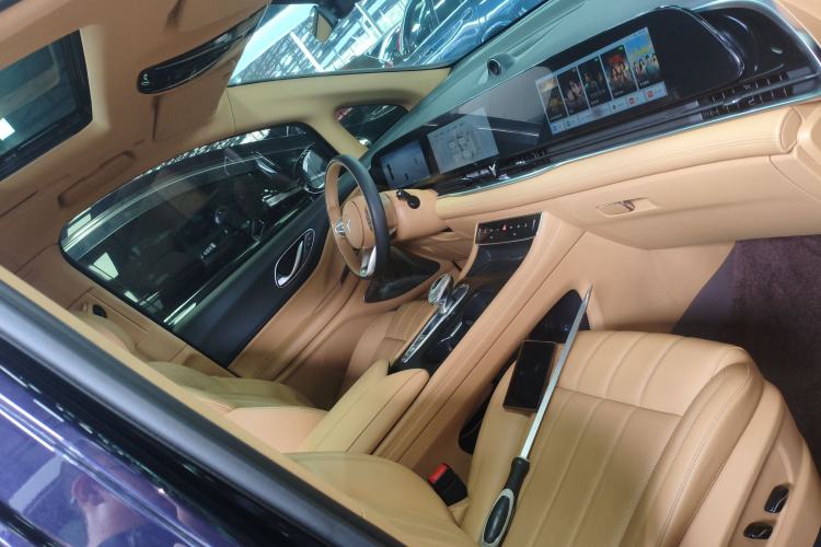 Used VOYAH Dream 2024 PHEV Extended-Range Premium Edition Right Front Seat