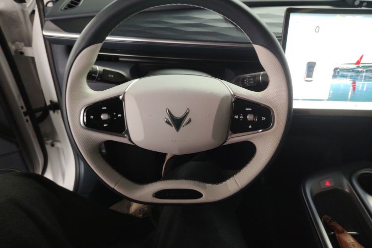 Used ARCFOX Alpha T5 2025 520 PRO Steering Wheel