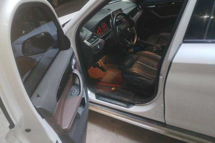 Used BMW X1 2016 sDrive20Li Luxury Model
