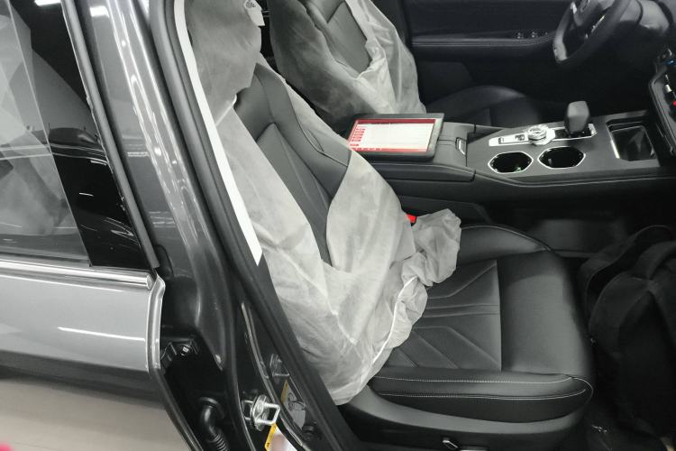 Used CHANGAN UNI-K iDD 2024 Chuzhi iDD 1.5T 135km Smart & Fun Model Right Front Seat