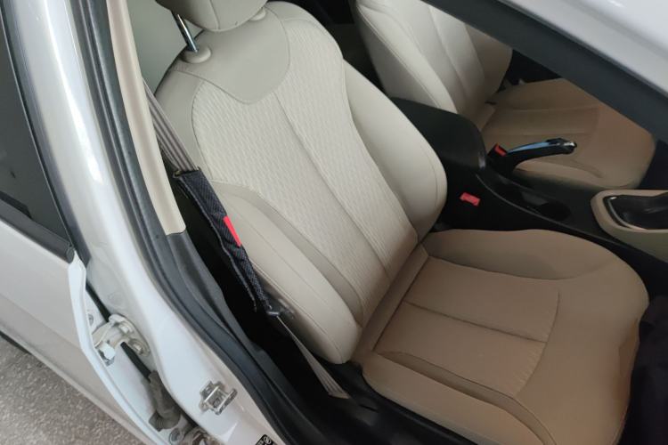 Used Buick GT 2015 15N Automatic Entry-Level Trim Right Front Seat