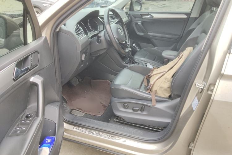 Used Volkswagen Tiguan L 2017 330TSI Automatic Two-Wheel Drive Comfort Edition
