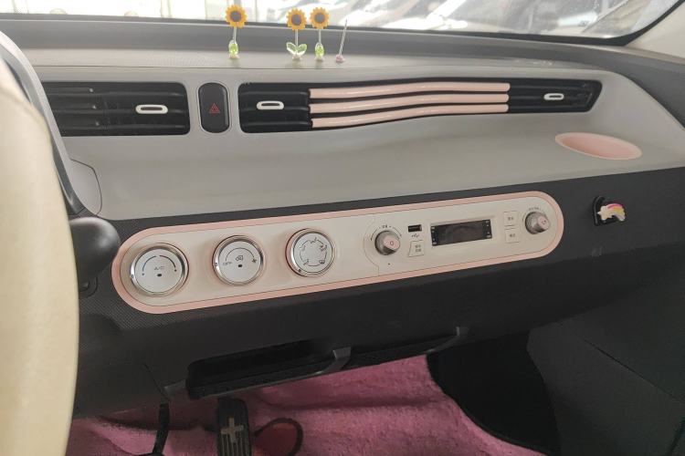 Used Wuling Hongguang MINIEV 2021 Macaron Fashion Model Lithium Iron Phosphate