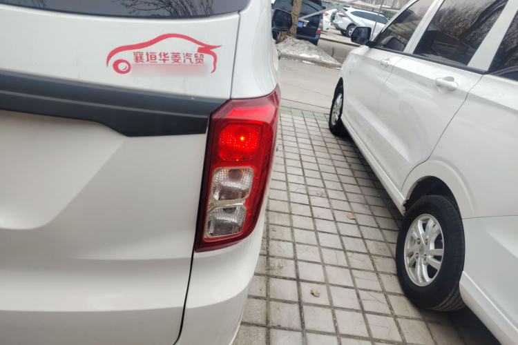 Used Wuling Hongguang 2019 1.5L S Basic Version China VI Standard LAR