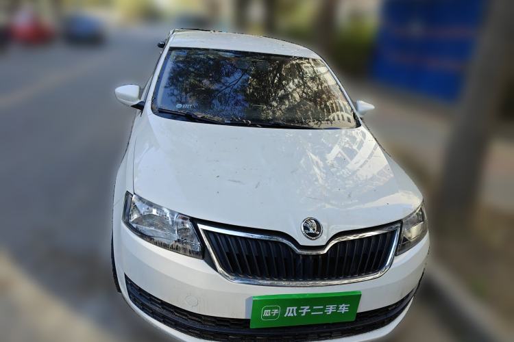 Used Skoda Rapid Spaceback 2014 1.6L Automatic Enjoyment Edition