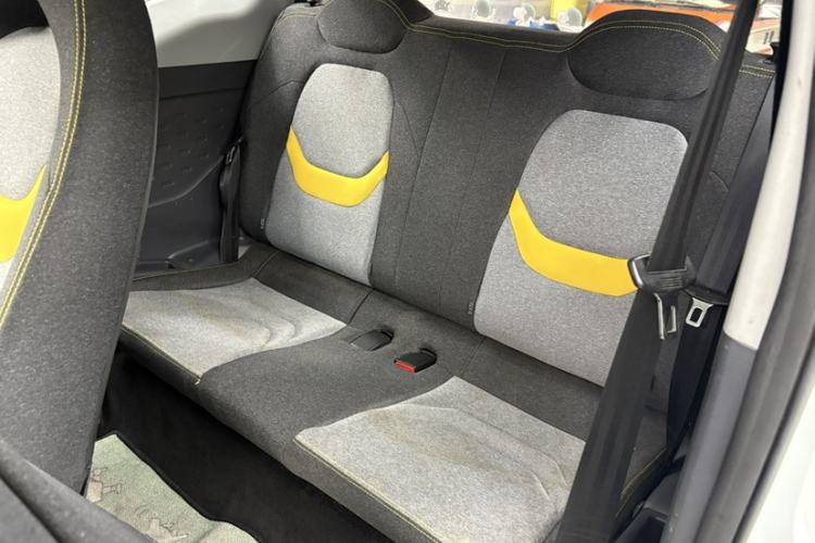 Used Chery QQ Ice Cream 2022 120km Conical Shape Lithium Iron Phosphate
