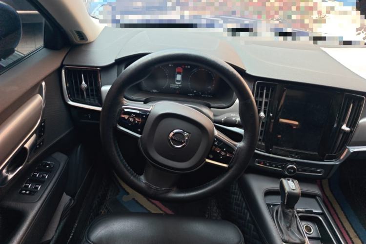 Used Volvo S90 2020 T5 Zhiyi Sport Edition
