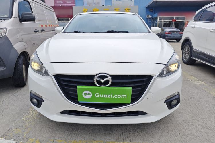 Used Mazda Mazda 3 Axela 2014 Sedan 1.5L Automatic Luxury Model
