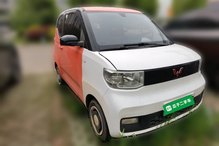 Used Wuling Hongguang MINIEV 2022 Macaron Fashion Model Lithium Iron Phosphate Front Right 45 Deg