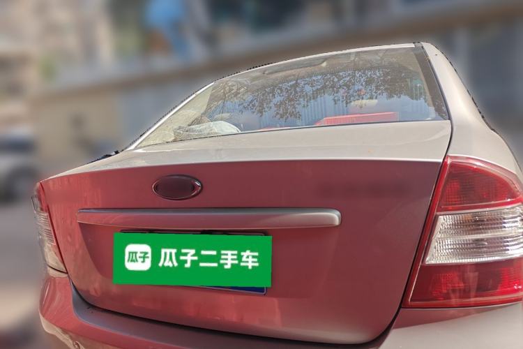 Used Ford Focus 2011 Sedan 1.8L Automatic Fashion Edition
