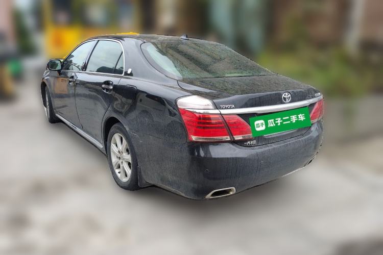 Used Toyota Crown 2012 3.0L Royal Saloon