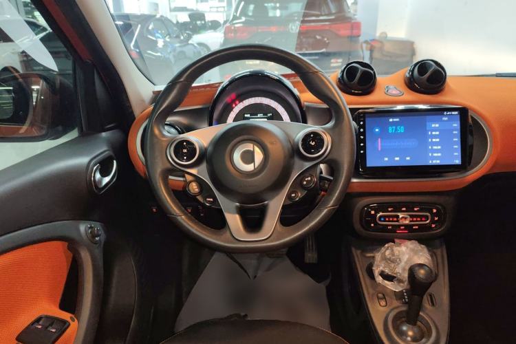 Used smart forfour 2016 1.0L 52 kW Passion Edition