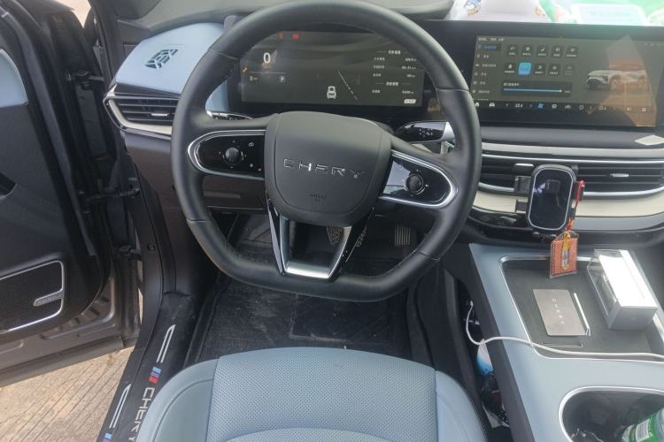 Used Chery New Energy eQ7 2023 512 km Max Steering Wheel