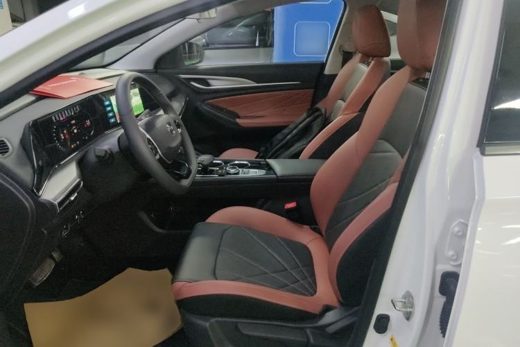 Used Changan Eado 2024 PLUS Blue Whale NE 1.4T GDI DCT High-Energy Edition