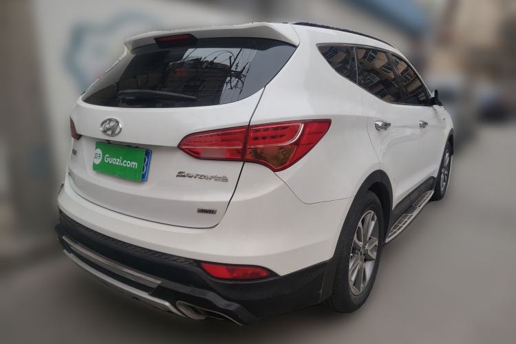 Used Hyundai Santa Fe 2013 2.4L Automatic 4x4 Prestige Edition
