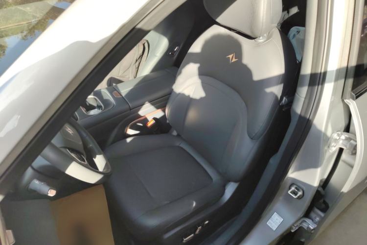 Used Dongfeng eπ eπ008 2024 210Max Range-Extended Version 6 Seats