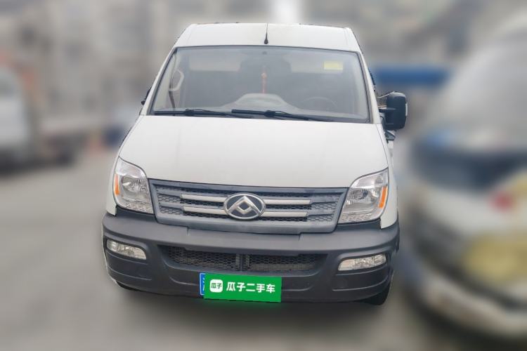 Used SAIC MAXUS Xintu V80 2019 2.5T Classic Edition AMT Aoyuntong Facelifted Long Wheelbase Mid-Height 7-Seater
