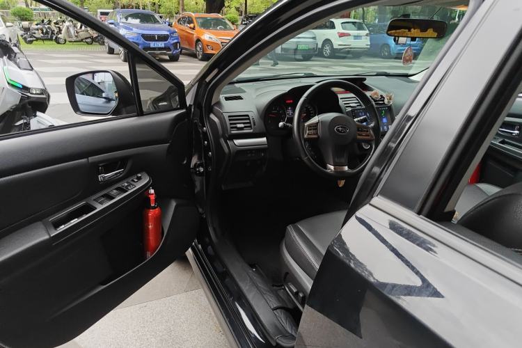 Used Subaru XV 2014 2.0i Elite Navigation Edition Driver Seat