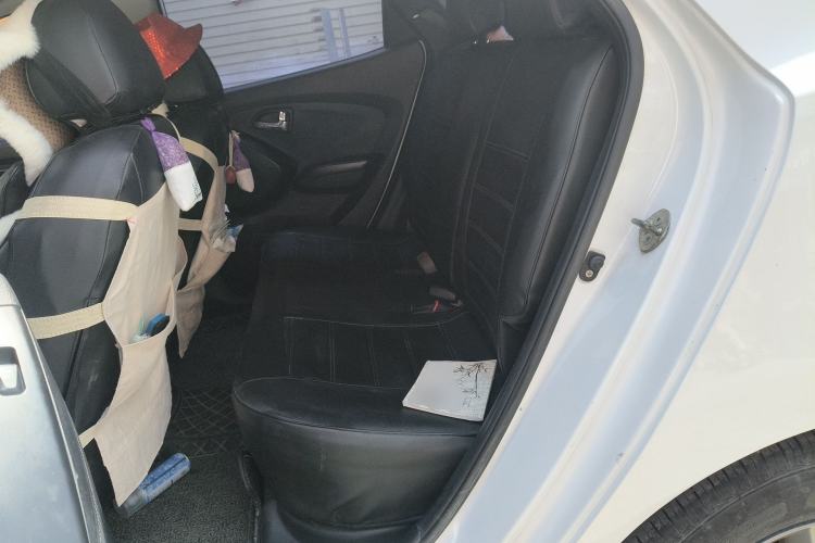 Used Hyundai ix35 2015 2.0L Automatic 2WD Comfort Edition China IV Standard