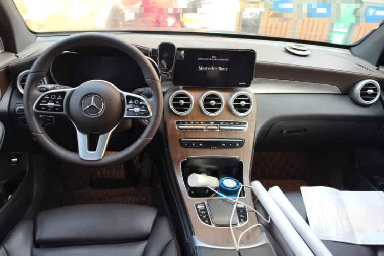 Used Mercedes-Benz GLC 2020 Facelift GLC 300 L 4MATIC Dynamic Edition