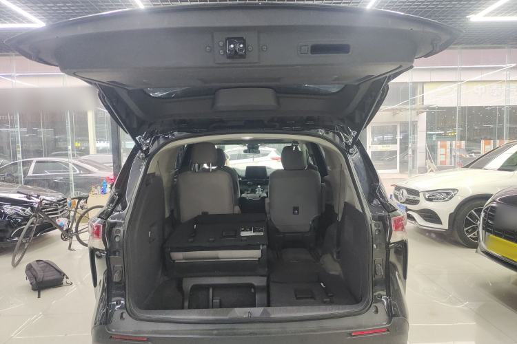 Used Toyota SIENNA 2023 2.5L Hybrid Comfort Edition