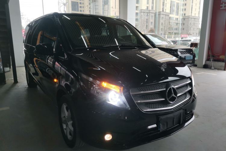 Used Mercedes-Benz Vito 2018 2.0T Business Version China VI Emission Standard Front Right 45 Deg