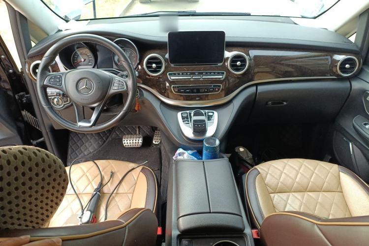 Used Mercedes-Benz V-Class 2018 V 260 Prestige Edition China VI