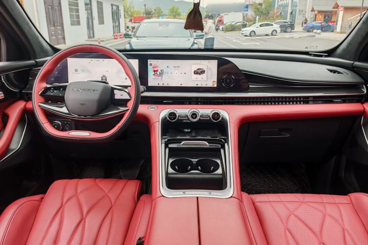 Used EXEED Stellar 2025 400T Exploration Edition