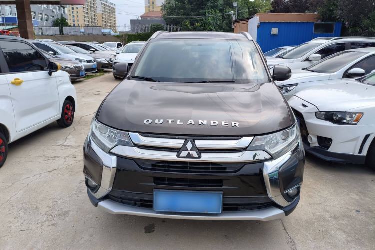 Used Mitsubishi Outlander 2017 2.0L Two-Wheel Drive Glory Edition 5 Seats

