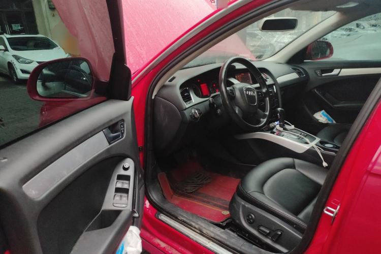 Used Audi A4L 2012 2.0 TFSI automatic standard version