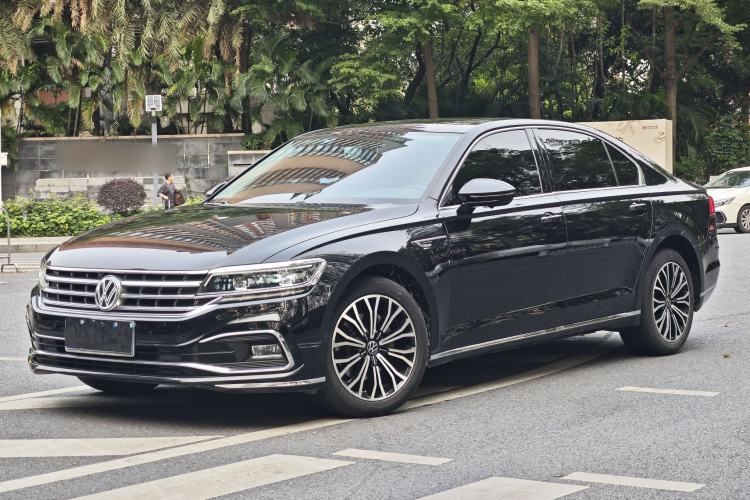 Used Volkswagen Phideon 2021 380TSI Luxury Edition Exterior 1