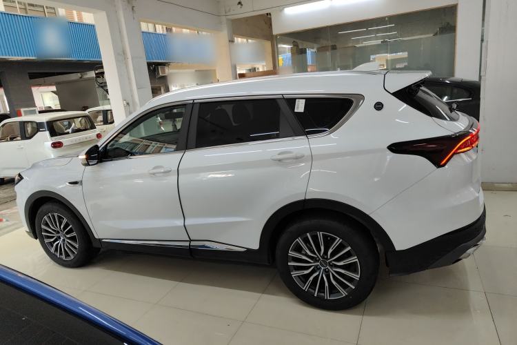 Used JETOUR X70 PLUS 2024 Champion Edition 1.5T DCT Champion PRO 5-Seater Left Side