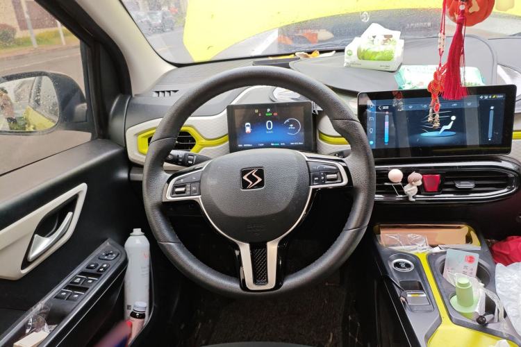 Used SOL E10X 2021 302 km Range Fashion Edition 30.2 kWh