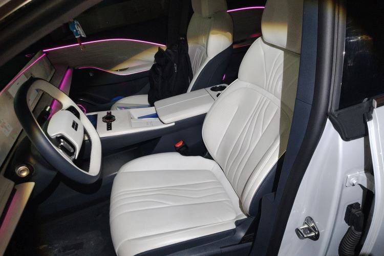 Used Geely Galaxy E8 2024 665 km Range Rear-Drive Starship Long-Range Version