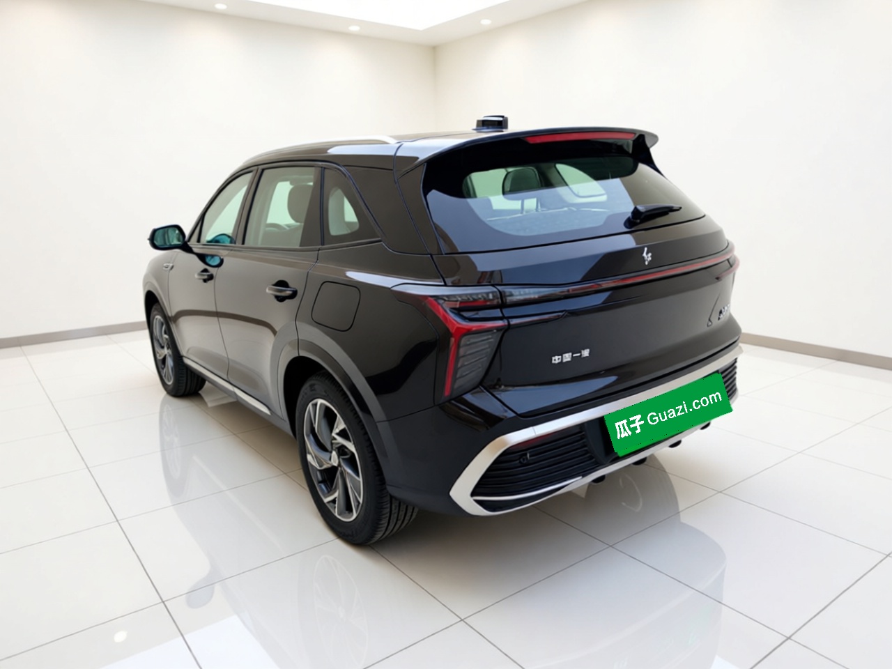Hongqi HS3 PHEV 2025 Model 117km Jingwei Edition — снимка 4