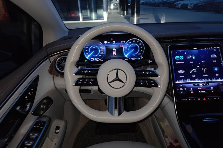 Used Mercedes-Benz EQE 2022 350 Luxury Edition
