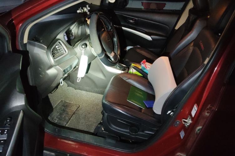 Used Suzuki S-Cross 2014 1.6L CVT Two-Wheel Drive Elite Version Left Front Seat