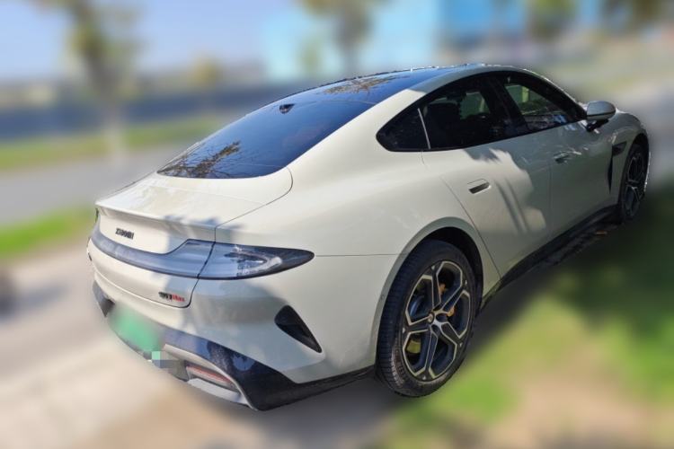 Used Xiaomi Auto SU7 2024 Four-Wheel Drive Ultra-Long Range Advanced Intelligent Driving Max Edition