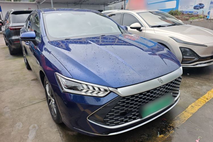 Used BYD Qin PLUS 2021 DM-i 55KM Flagship Model Front Right 45 Deg