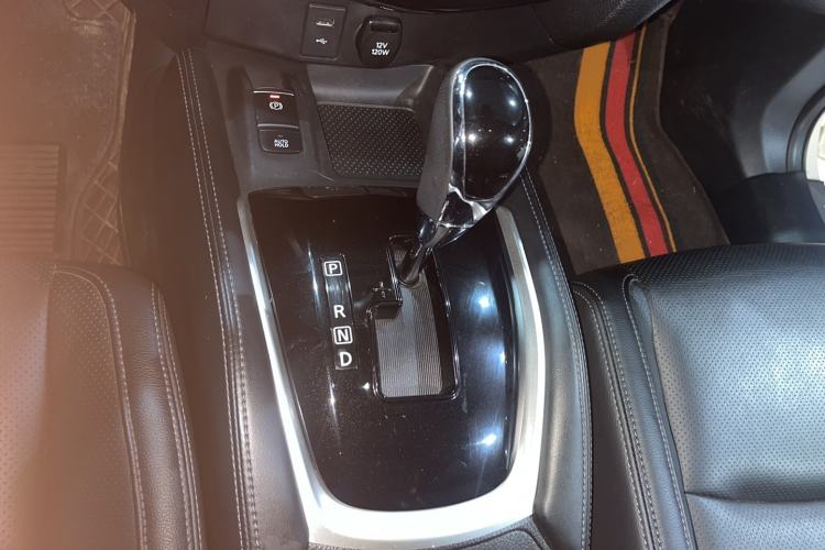 Used Nissan X-Trail 2020 2.5L XL ITS CVT 4WD Deluxe Navigation Edition Gear Lever